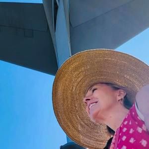 Meet your Posher, Diane